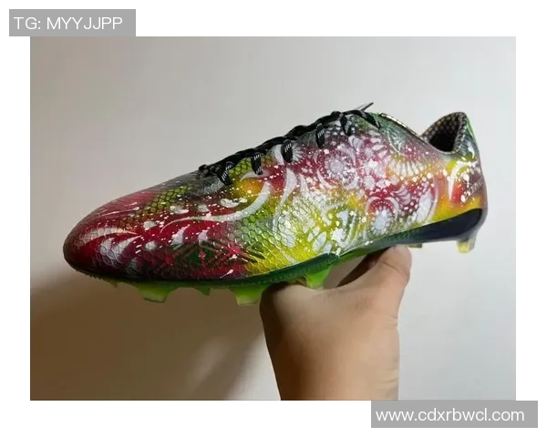 球星赠送足球鞋是否构成违规行为相关解析与探讨