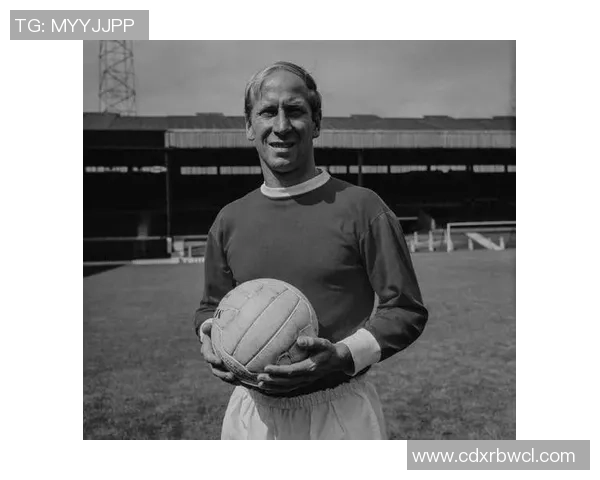 美国第一足球球星是谁他的传奇故事与对足球发展的贡献